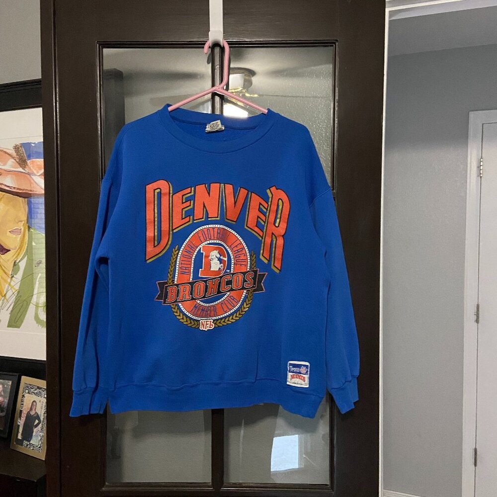 Vintage Denver Broncos Sweatshirt